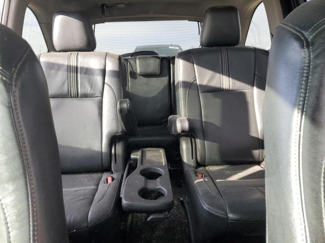 Фото 10 с аукциона – 2018 TOYOTA HIGHLANDER с VIN 5TDKZRFH0JS535098