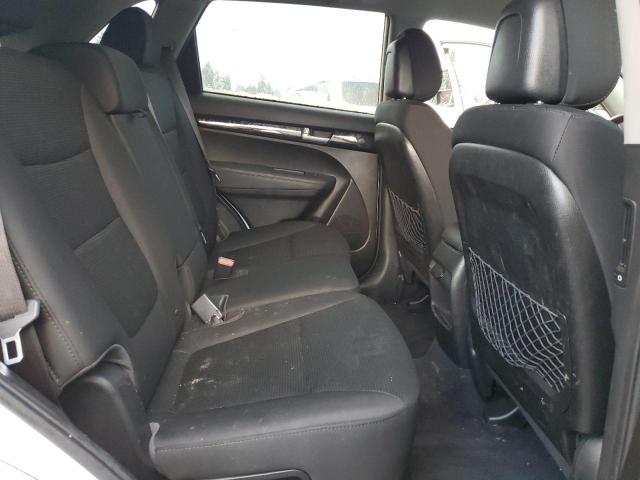 Photo 11 from auction – 2015 KIA SORENTO LX with VIN 5XYKTDA72FG650941