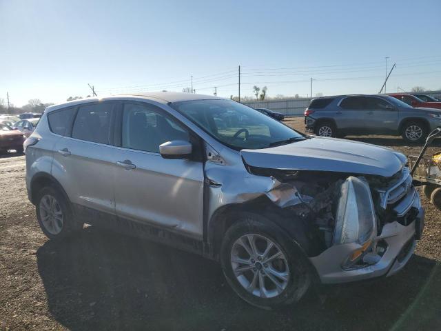 Photo 4 from auction – 2017 FORD ESCAPE SE with VIN 1FMCU0GD2HUB06377