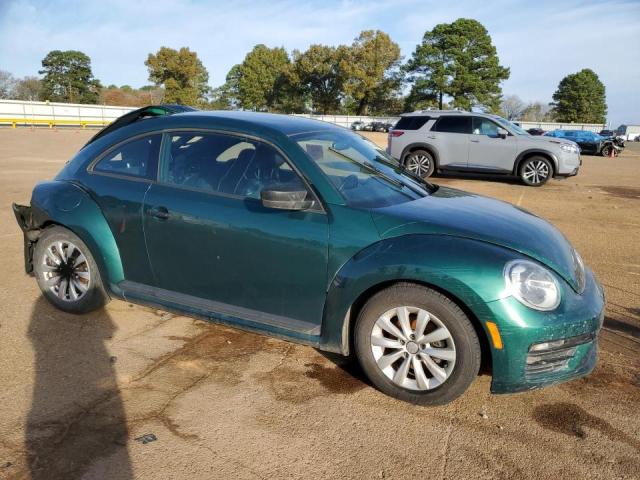 Photo 4 from auction – 2018 VOLKSWAGEN BEETLE S with VIN 3VWFD7AT4JM702415
