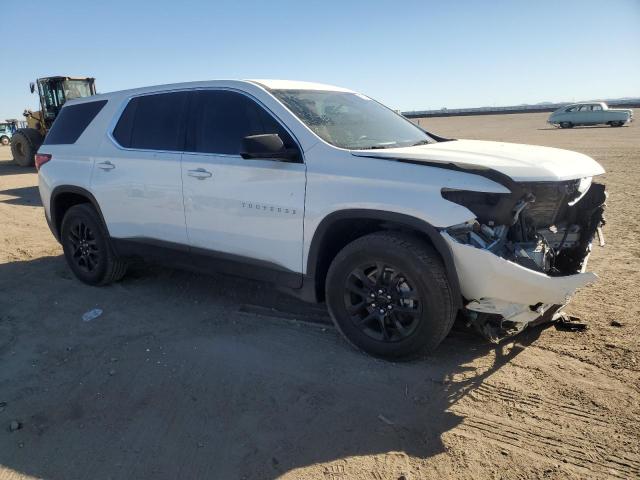 Photo 4 from auction – 2018 CHEVROLET TRAVERSE L with VIN 1GNERFKW2JJ111829