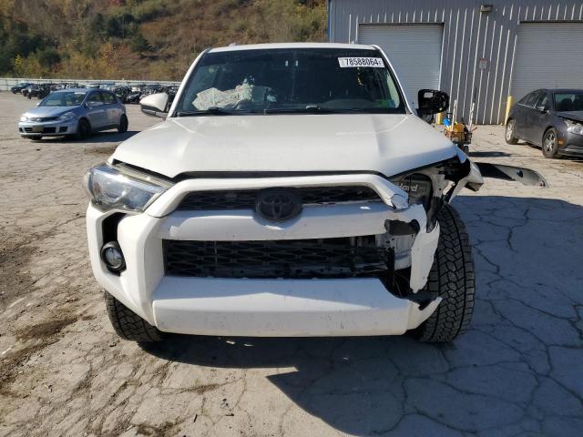 Photo 5 from auction – 2017 TOYOTA 4RUNNER SR with VIN JTEBU5JR1H5459586
