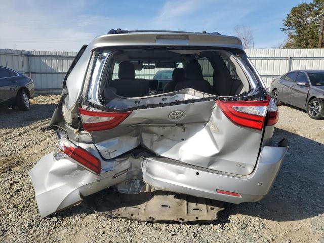 Photo 6 from auction – 2016 TOYOTA SIENNA XLE with VIN 5TDYK3DC4GS736420