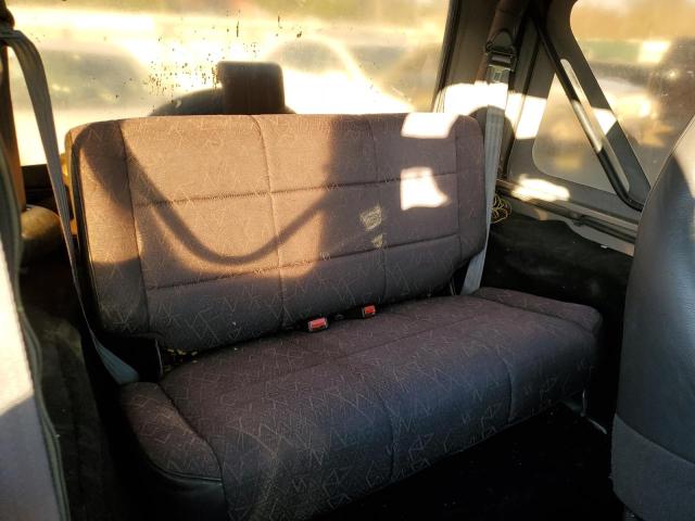 Photo 10 from auction – 2002 JEEP WRANGLER / with VIN 1J4FA39S22P712995