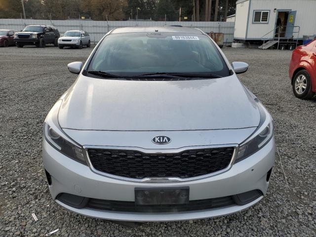 Photo 5 from auction – 2018 KIA FORTE LX with VIN 3KPFK4A79JE207891