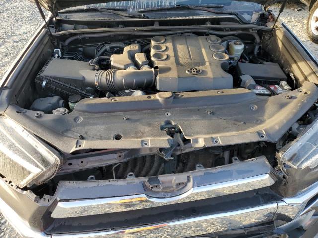 Photo 12 from auction – 2018 TOYOTA 4RUNNER SR with VIN JTEZU5JR3J5179768