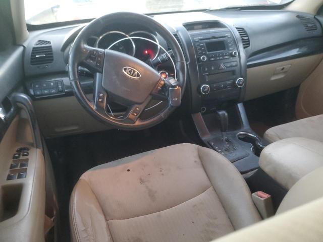 Photo 8 from auction – 2011 KIA SORENTO EX with VIN 5XYKUCA13BG028975