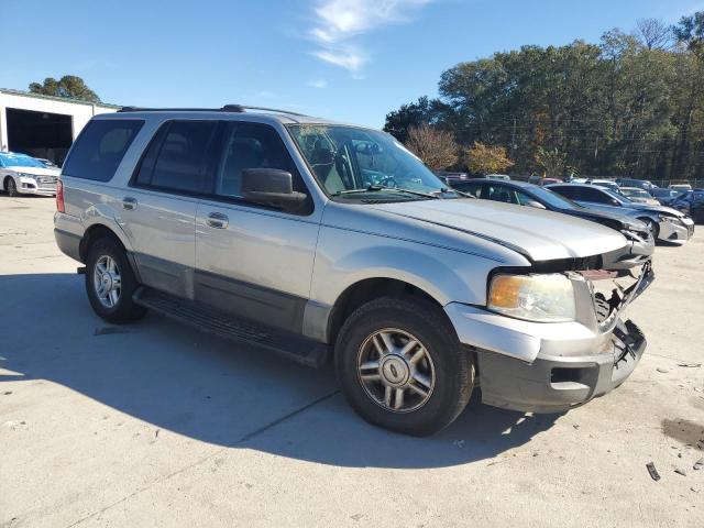 Zdjęcie 4 z aukcji – 2004 FORD EXPEDITION z VIN 1FMPU15L74LB12953