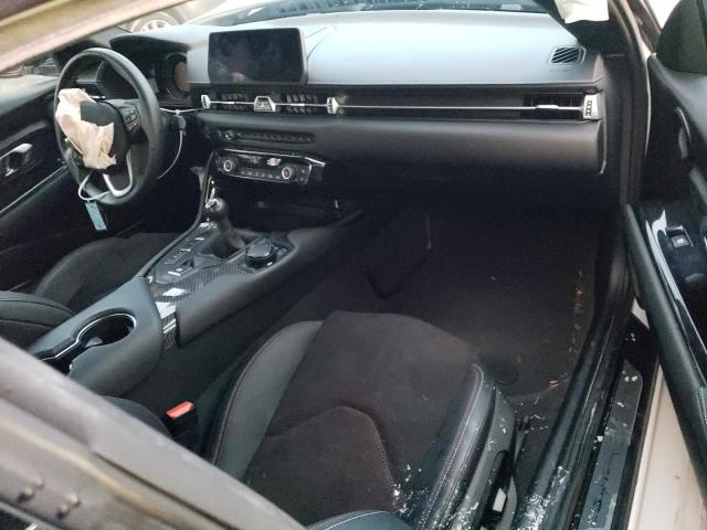 Photo 8 from auction – 2023 TOYOTA SUPRA BASE with VIN WZ1DB0G07PW058441
