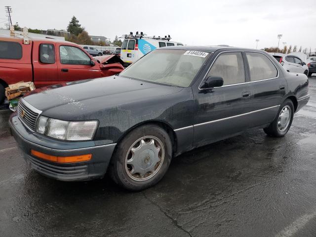 LEXUS LS 400 1993 with VIN JT8UF11E4P0147883 - Photo from auction