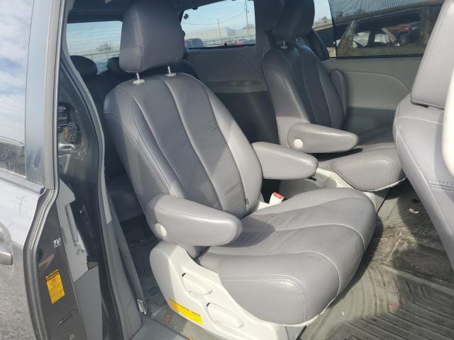Photo 11 from auction – 2014 TOYOTA SIENNA LE with VIN 5TDJK3DC7ES073925