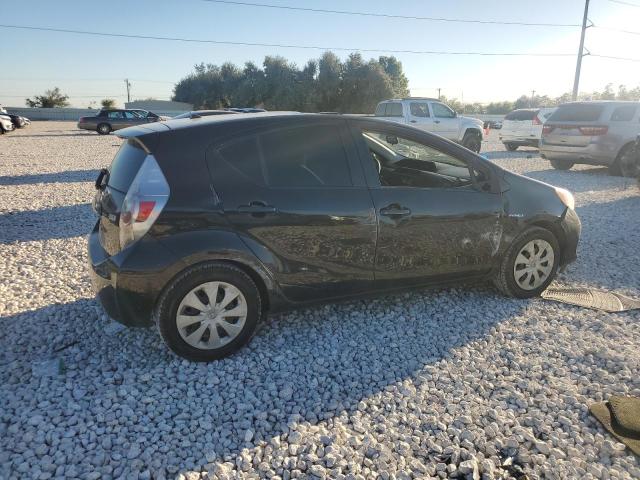 Photo 3 from auction – 2014 TOYOTA PRIUS C with VIN JTDKDTB31E1060599