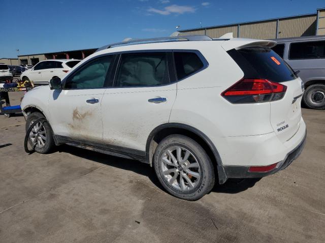 Photo 2 from auction – 2017 NISSAN ROGUE S with VIN KNMAT2MT0HP553794