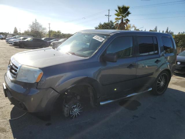 HONDA PILOT LX 2015 with VIN 5FNYF4H26FB028149 - Photo from auction