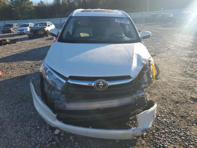Photo 5 from auction – 2016 TOYOTA HIGHLANDER with VIN 5TDYKRFH5GS168707