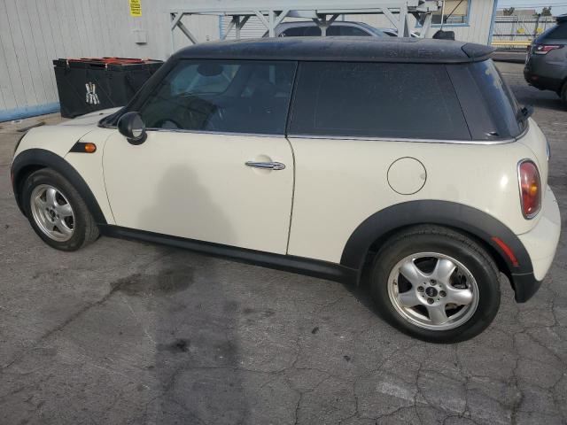Photo 2 from auction – 2010 MINI COOPER with VIN WMWMF3C56ATZ67413