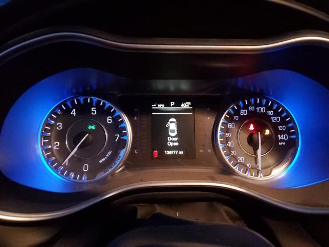 Photo 9 from auction – 2015 CHRYSLER 200 LIMITE with VIN 1C3CCCAB7FN558739