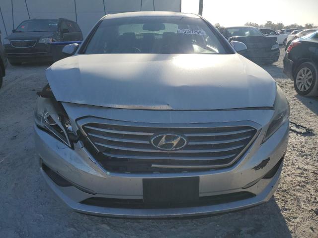 Photo 5 from auction – 2016 HYUNDAI SONATA SE with VIN 5NPE24AF1GH388329