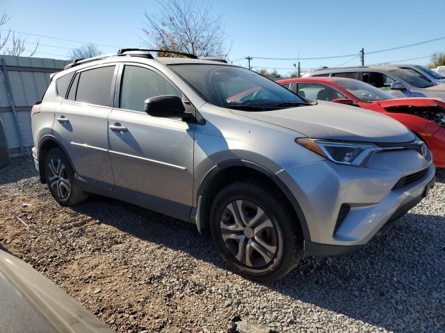 Photo 4 from auction – 2018 TOYOTA RAV4 LE with VIN 2T3BFREV2JW722728