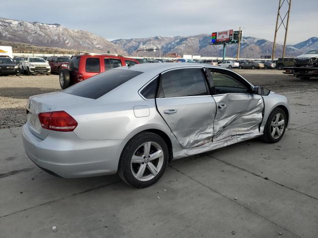 Photo 3 from auction – 2015 VOLKSWAGEN PASSAT S with VIN 1VWAS7A38FC079423