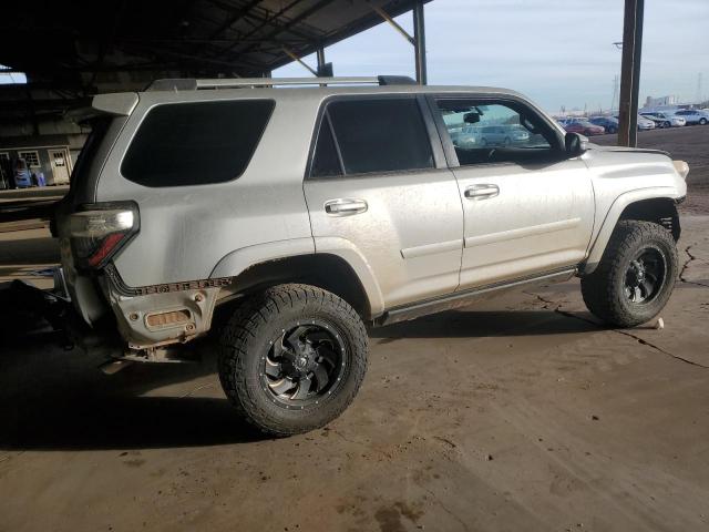 Photo 3 from auction – 2016 TOYOTA 4RUNNER SR with VIN JTEBU5JR4G5327209