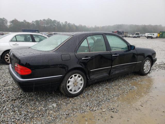 Photo 3 from auction – 1999 MERCEDES-BENZ E 320 with VIN WDBJF65H2XA818773
