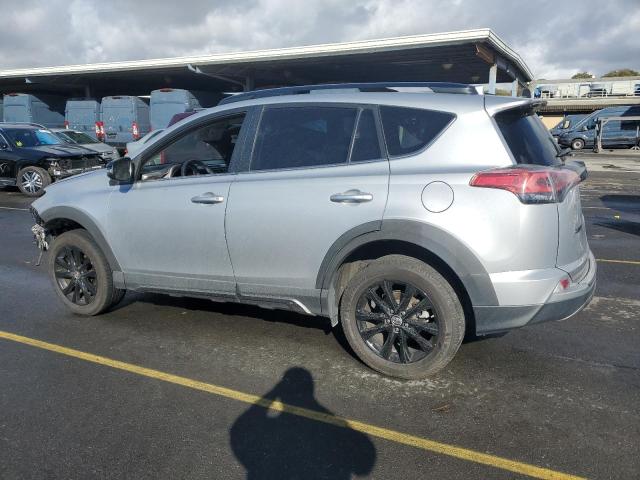 Photo 2 from auction – 2018 TOYOTA RAV4 ADVEN with VIN 2T3RFREV3JW768471