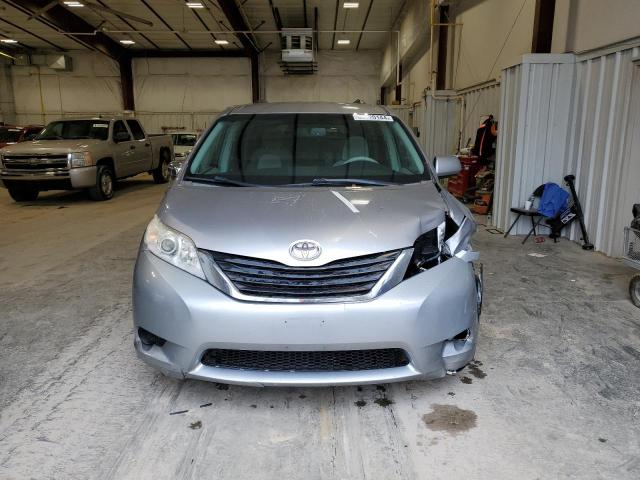 Photo 5 from auction – 2011 TOYOTA SIENNA LE with VIN 5TDKK3DC6BS020469
