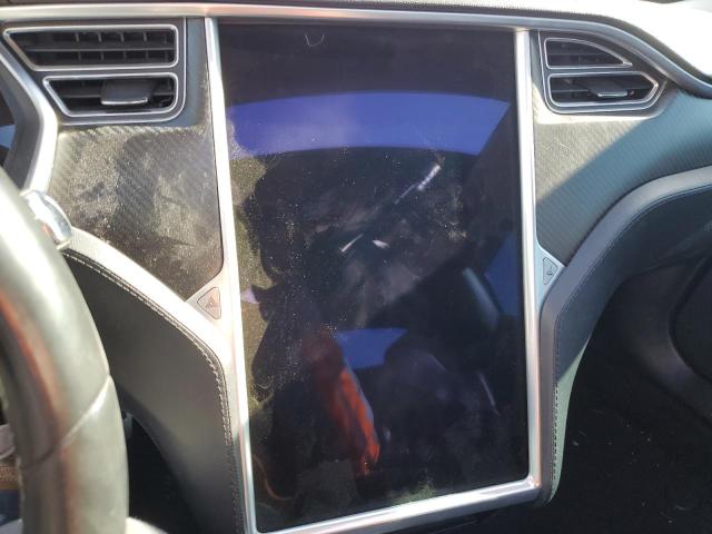 Photo 9 from auction – 2013 TESLA MODEL S with VIN 5YJSA1DP4DFP14577