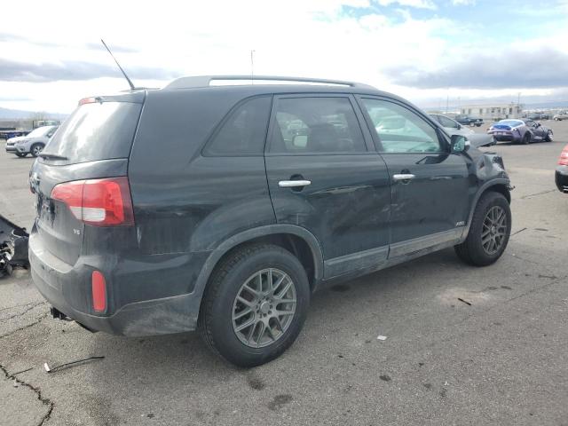 Photo 3 from auction – 2015 KIA SORENTO LX with VIN 5XYKTDA72FG601660