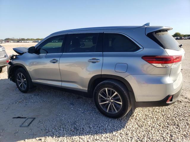 Photo 2 from auction – 2019 TOYOTA HIGHLANDER with VIN 5TDJZRFH4KS956707