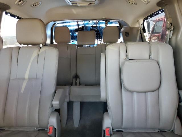 Photo 10 from auction – 2015 CHRYSLER TOWN & COU with VIN 2C4RC1BG4FR589759