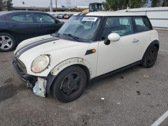 MINI COOPER 2008 with VIN WMWMF33588TT67342 - Photo from auction