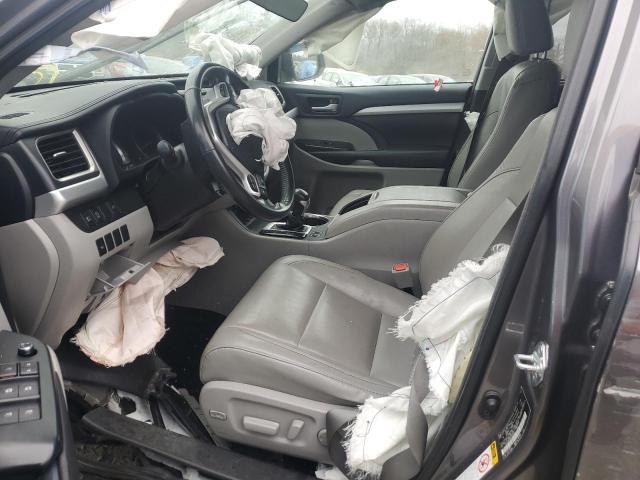 Photo 7 from auction – 2018 TOYOTA HIGHLANDER with VIN 5TDJZRFH0JS490143