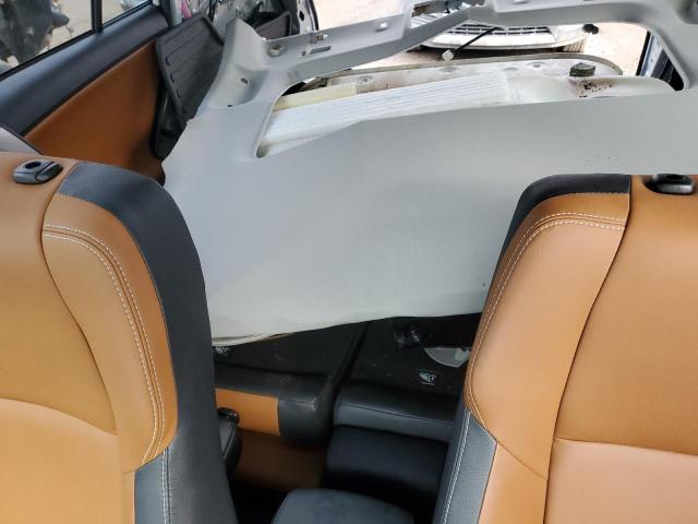 Photo 10 from auction – 2017 TOYOTA RAV4 LIMIT with VIN JTMDFREVXHJ118393
