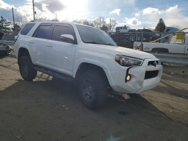 Photo 4 from auction – 2019 TOYOTA 4RUNNER SR with VIN JTEBU5JR7K5698728