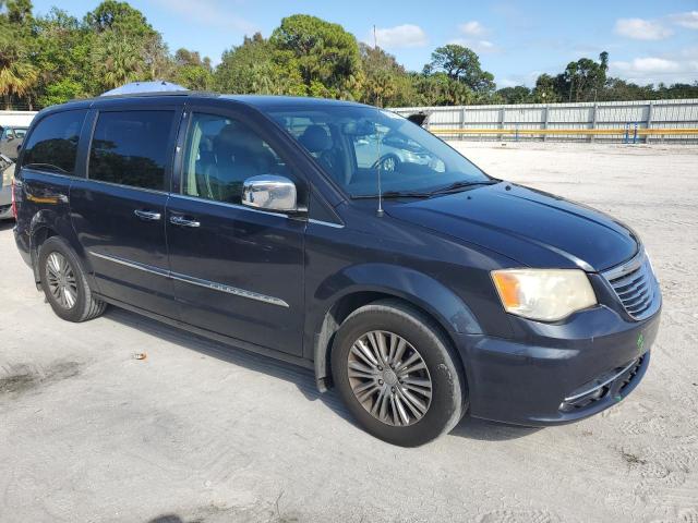 Photo 4 from auction – 2014 CHRYSLER TOWN & COU with VIN 2C4RC1CG4ER143396