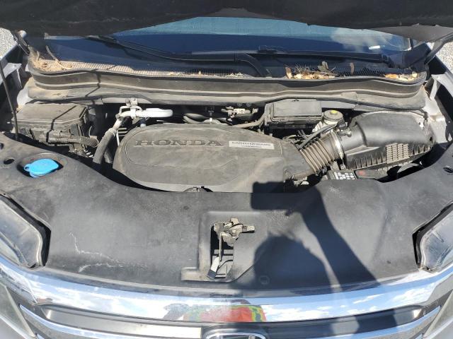 Photo 12 from auction – 2018 HONDA PILOT LX with VIN 5FNYF5H11JB015055