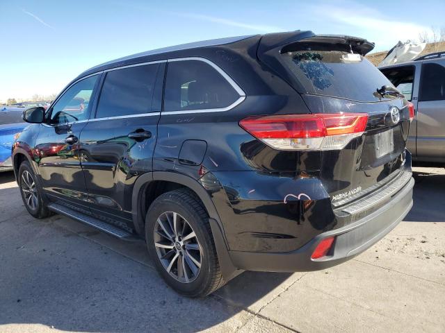 Photo 2 from auction – 2018 TOYOTA HIGHLANDER with VIN 5TDJZRFH7JS495940