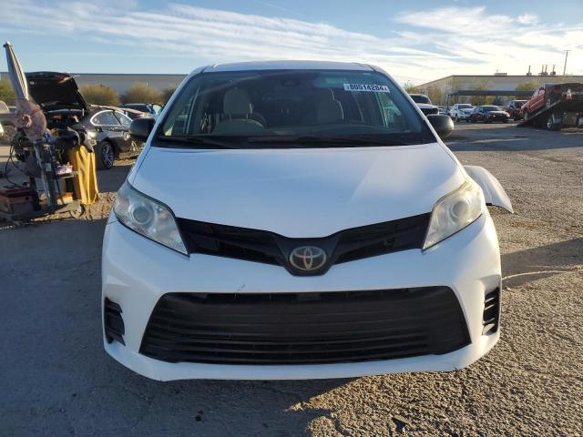Photo 5 from auction – 2019 TOYOTA SIENNA with VIN 5TDZZ3DC6KS008266