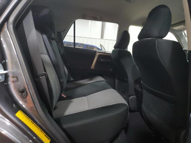 Photo 11 from auction – 2016 TOYOTA 4RUNNER SR with VIN JTEBU5JR8G5365526
