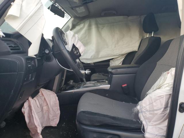 Photo 7 from auction – 2017 TOYOTA 4RUNNER SR with VIN JTEBU5JR1H5454596