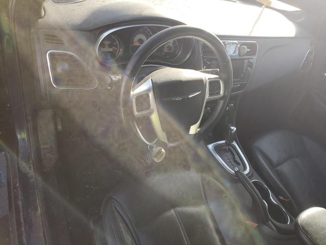 Photo 8 from auction – 2013 CHRYSLER 200 TOURIN with VIN 1C3CCBBB8DN617352