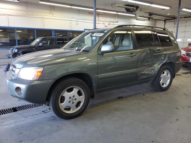 TOYOTA HIGHLANDER 2005 with VIN JTEEP21A350099226 - Photo from auction