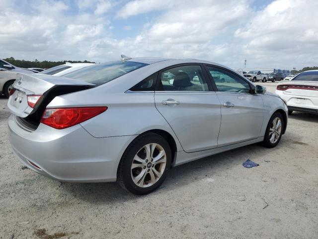 Photo 3 from auction – 2011 HYUNDAI SONATA SE with VIN 5NPEC4AC9BH293075
