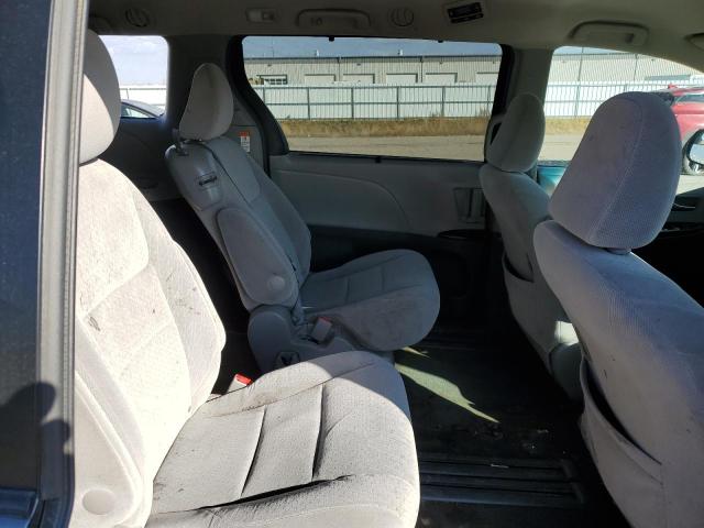 Photo 11 from auction – 2016 TOYOTA SIENNA LE with VIN 5TDKK3DC6GS706552