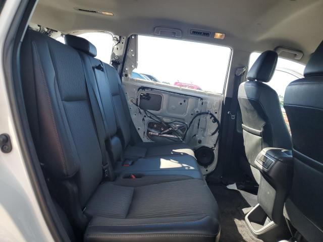 Photo 11 from auction – 2017 TOYOTA HIGHLANDER with VIN 5TDZZRFH5HS196590
