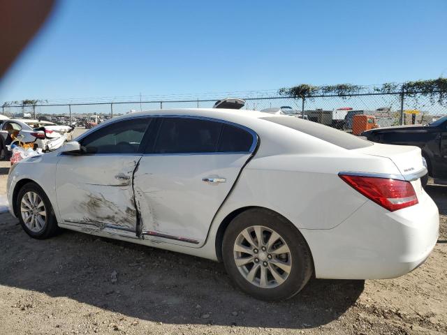Photo 2 from auction – 2015 BUICK LACROSSE with VIN 1G4GA5GR2FF285976