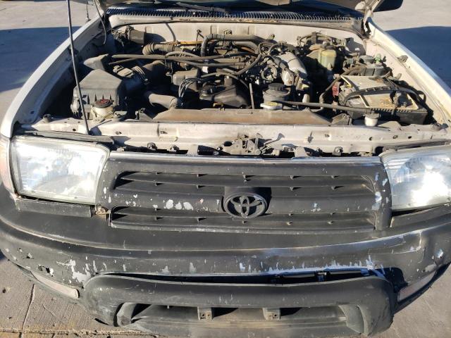 Photo 12 from auction – 2000 TOYOTA 4RUNNER with VIN JT3GM84R9Y0064385