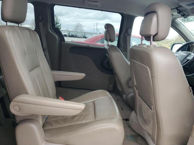 Photo 11 from auction – 2014 CHRYSLER TOWN & COU with VIN 2C4RC1CG4ER133886